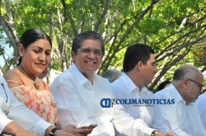 participa-udec-en-desfile-de-la-revolucion-mexicana_g