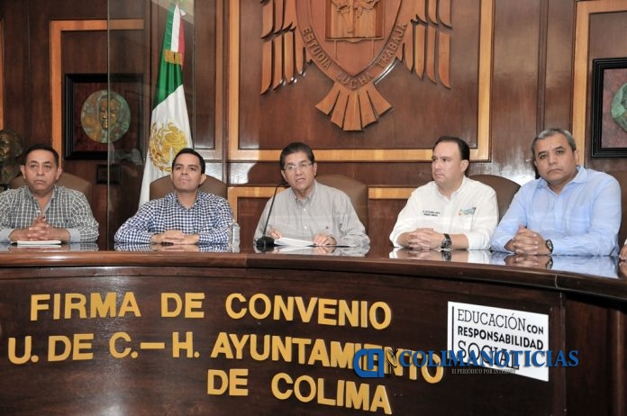 firma-de-convenio-udec-hayuntamiento-de-colima_c