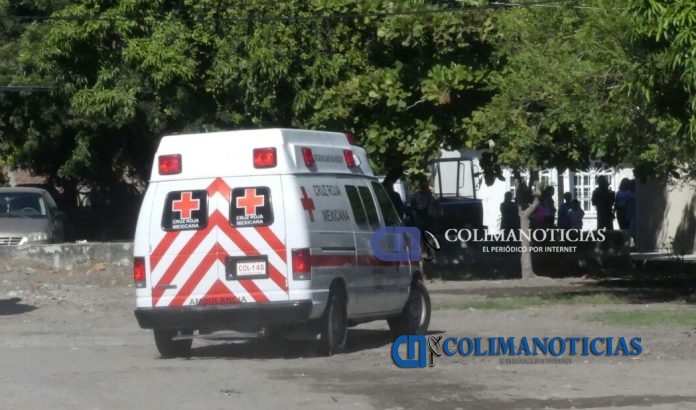 Ejecutan a dos jóvenes en Tecomán