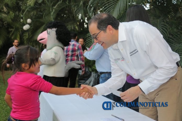 Ignacio Peralta becas