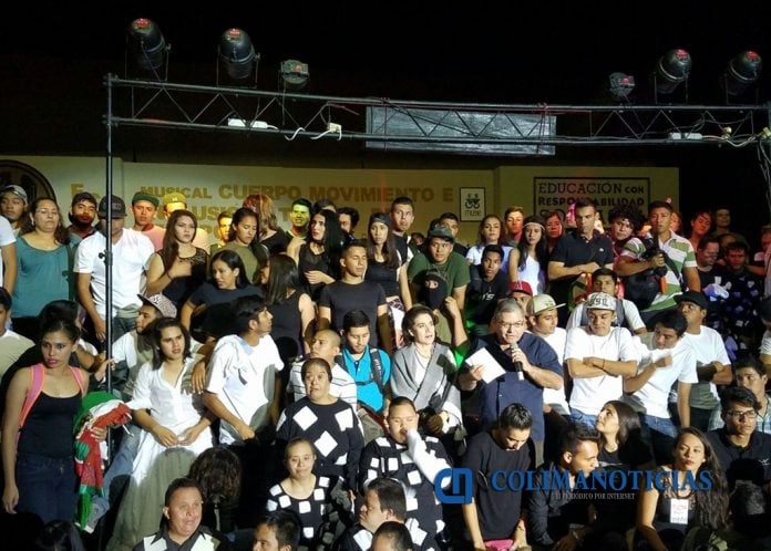 Ofrecen universitarios show en apoyo a personas con discapacidad _1