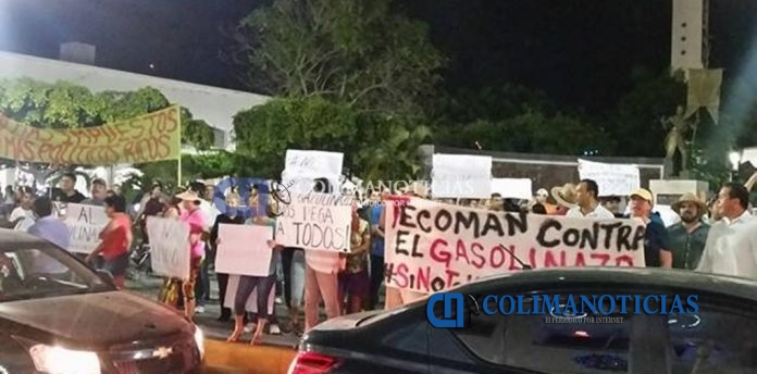 Marcha Gasolinazo Tecoman (5)