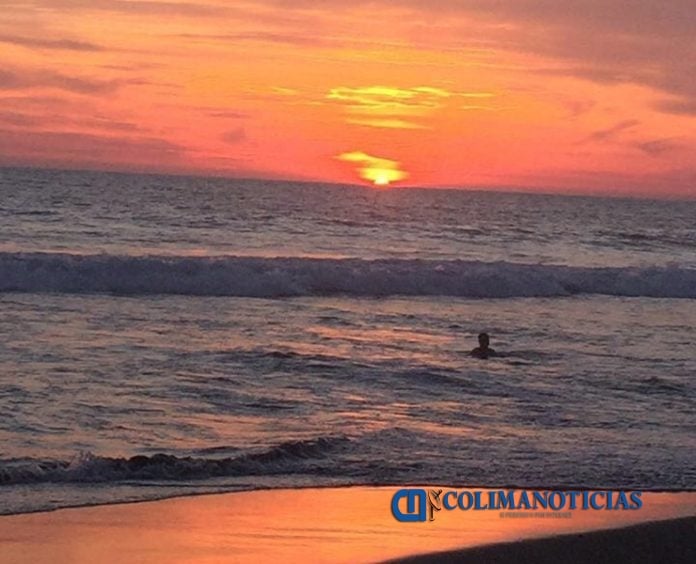 Atardecer Cuyutlán