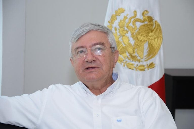 Carlos Domínguez renuncia a la Sefome
