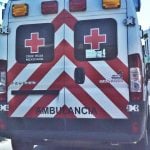 cruz roja ambulancia