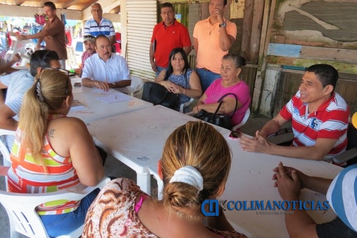 ALCALDE DE ARMERIA EN LA PLAYA DEL PARAISO