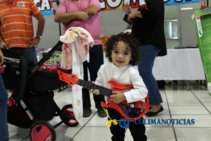 Festejo por el día del niño en Manzanillo_b