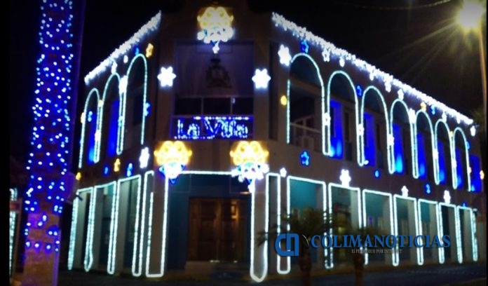 ayuntamiento villa de alvarez noche