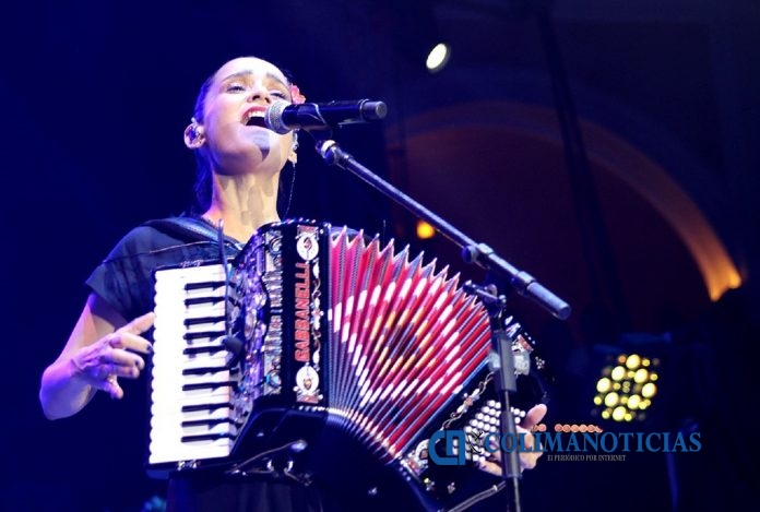 Julieta Venegas colima 2