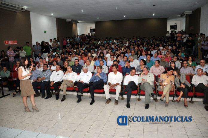 Presentan proyecto Emprende Joven_f