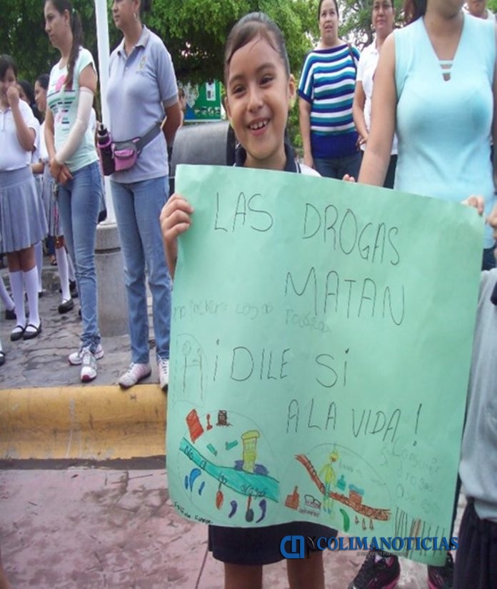 Realiza PGR Colima actividades recreativas con alumnos de primaria