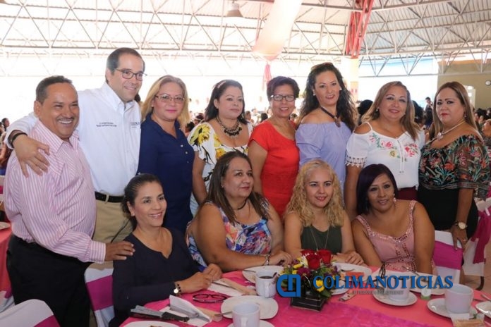 festejo dia de las madres sindicato gobierno