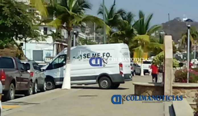 Dejan bolsas con cuerpo a plena luz del día en Manzanillo