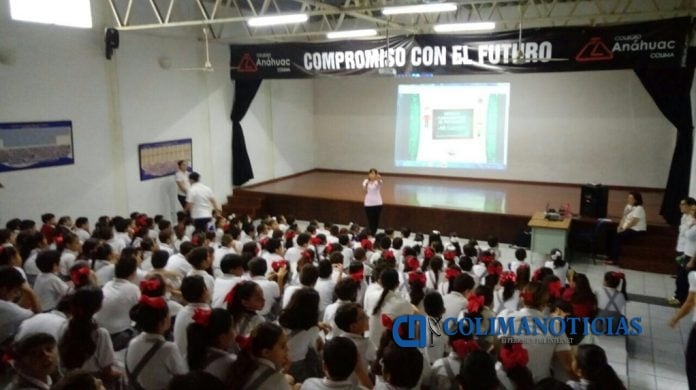 La SSP imparte pláticas de prevención del delito en escuelas
