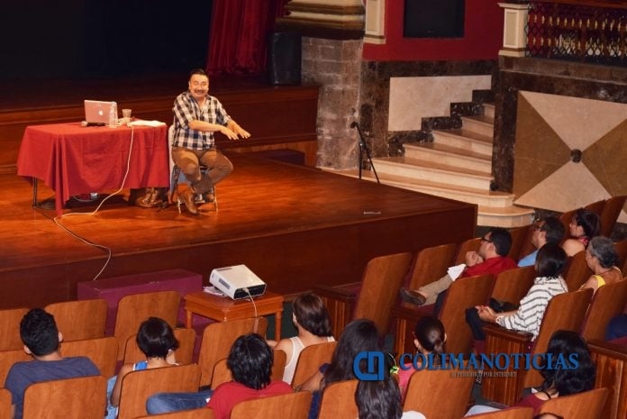 El director y escenógrafo Martín Acosta habló del espacio teatral en el Teatro Hidalgo (4)