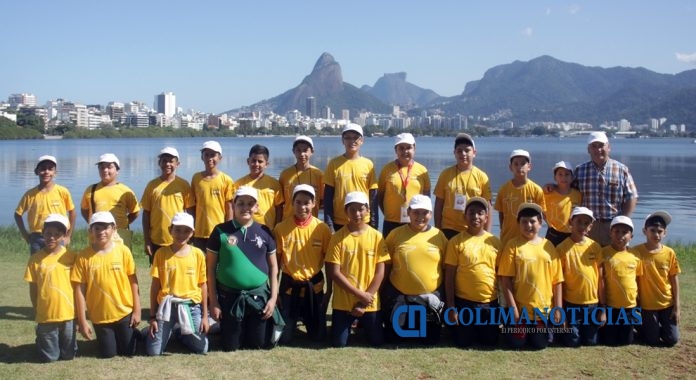 Extra_Niños Cantores de la UdeC en Brasil_e