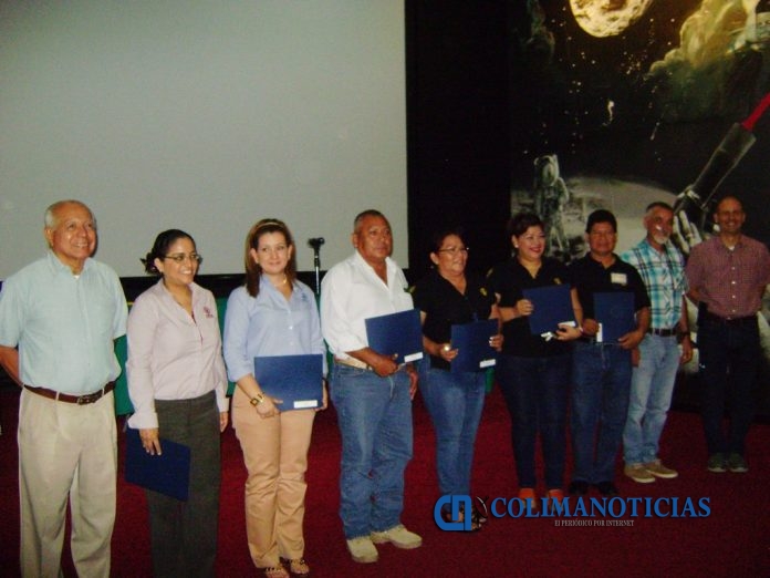 Personal del INAH es reconocido por sus años de servicio