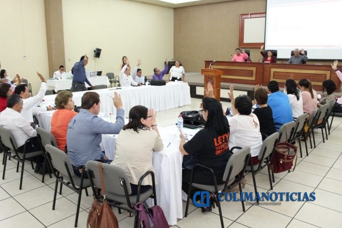 Placas inaugurales de obras no podrán tener el nombre de políticos en activo