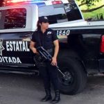 Policía Estatal camioneta archivo
