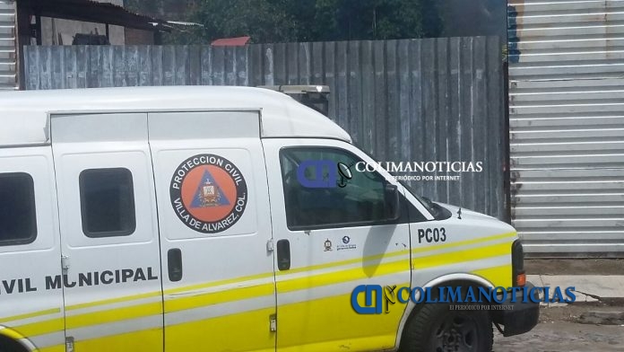 Reportan incendio de una propiedad en Villa de Álvarez