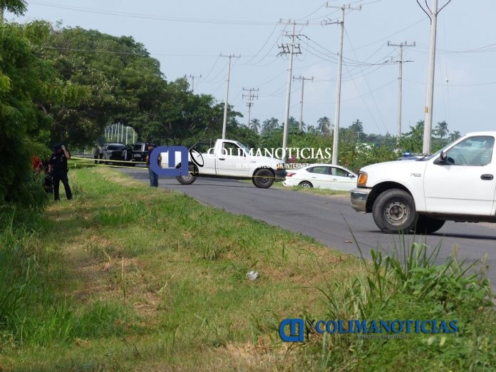abandonan coche en cerrito de aguilar