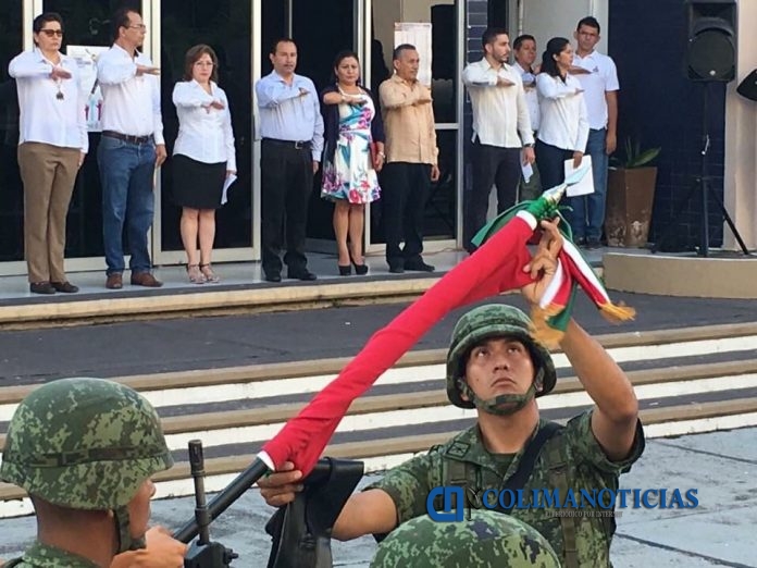 ceremonia cívica agosto