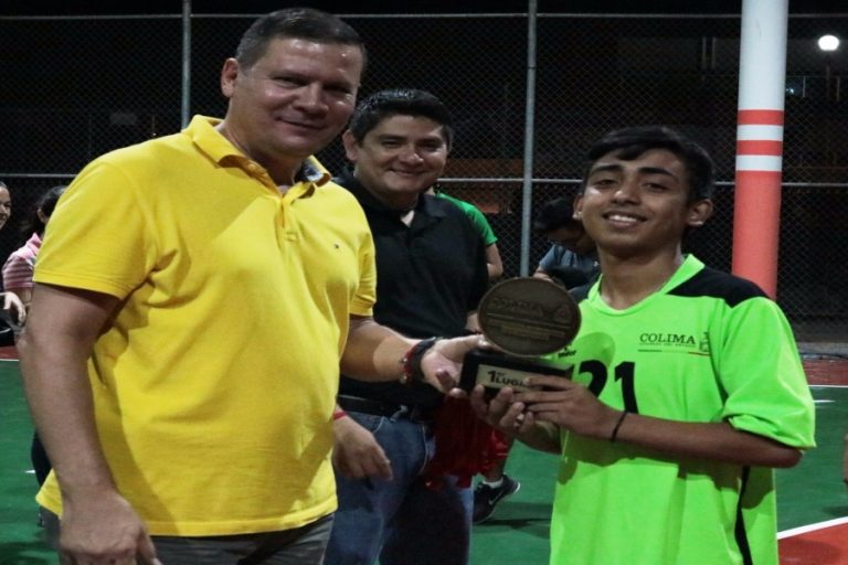 Premia Incode a Liga de Nuevos Talentos de Handball de Colima