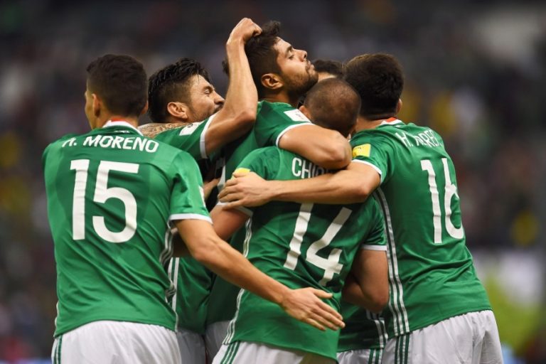 Carlos Slim lanzó oferta por derechos de TV de Selección Mexicana