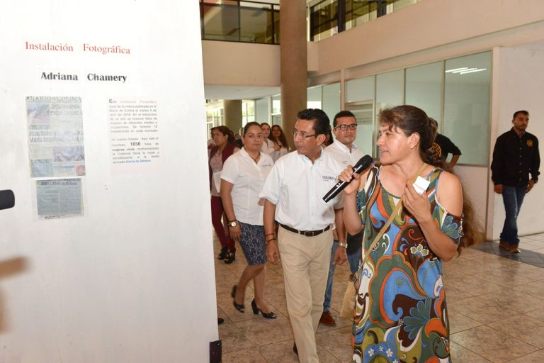 Adriana Chamery inaugura instalación fotográfica -Así nos vemos 1,050 mujeres vivas