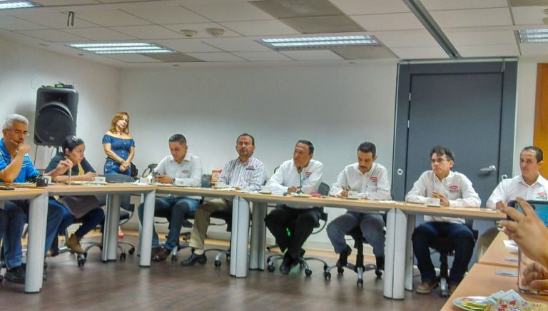 CMIC revela  presunta corrupción en asignación de obra en Coquimatlán y Cuauhtémoc