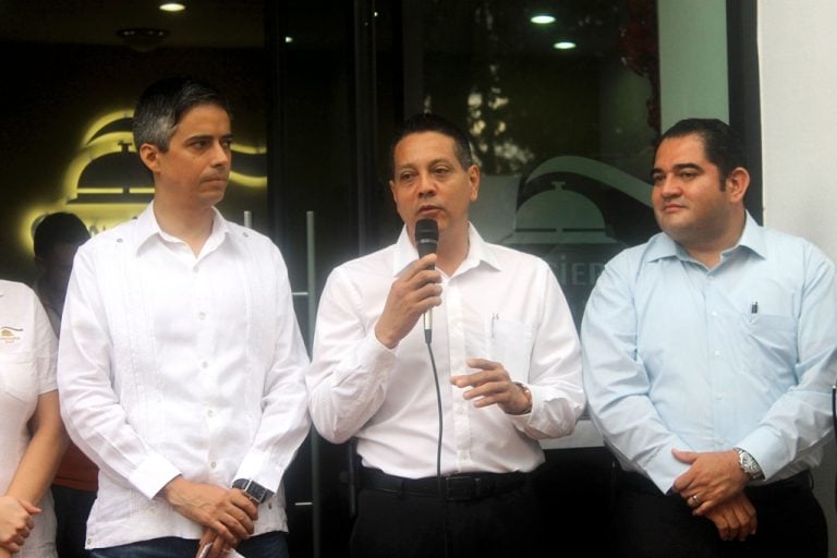 Celebran estudiantes Día Mundial del Turismo