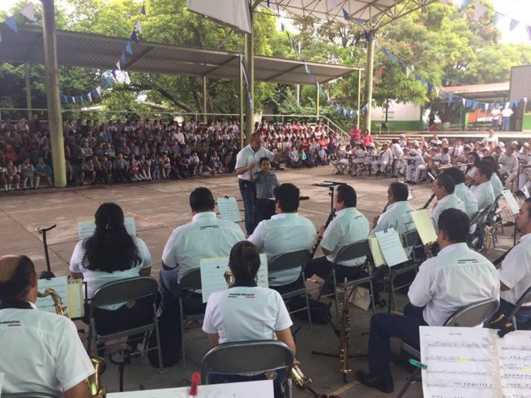 Más de 600 niños atendidos con concierto didáctico en escuela de V. de A.