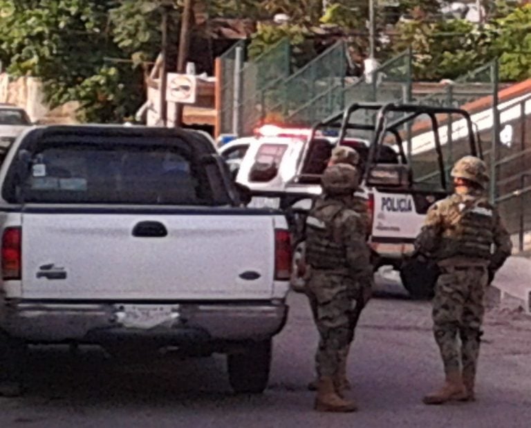 Pareja con droga, sorprendida en operativo