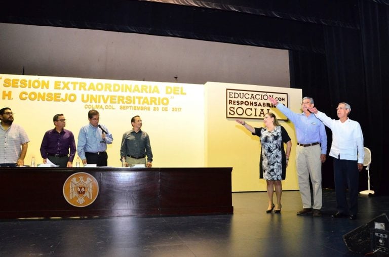 Toman protesta a integrantes del Consejo Ciudadano de Radiodifusión de la UdeC