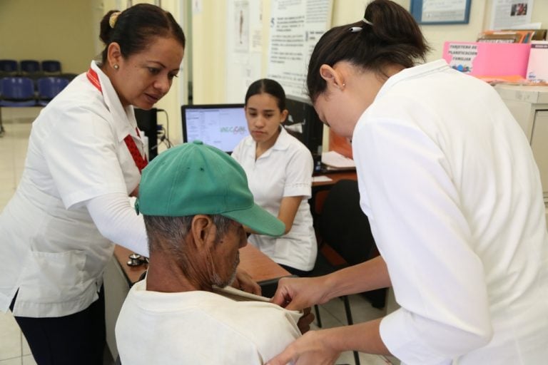 Realizan jornada sobre atención oportuna a infarto