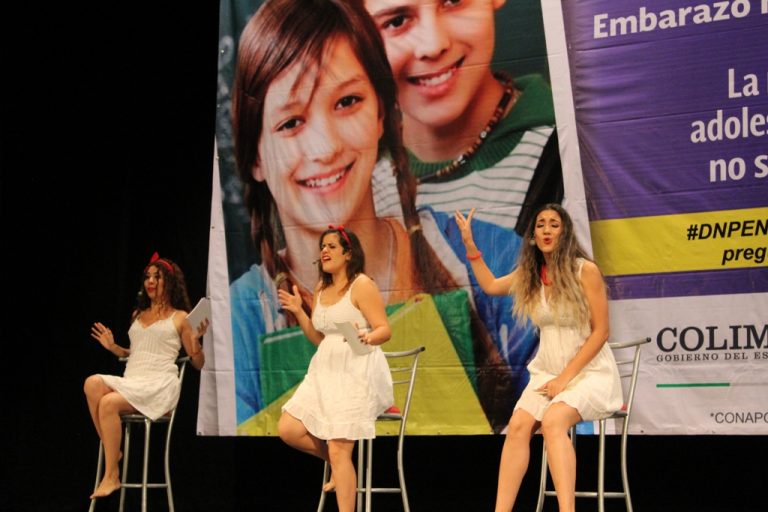 Conmemora Salud el Día de Prevención del Embarazo en Adolescentes con obra de teatro