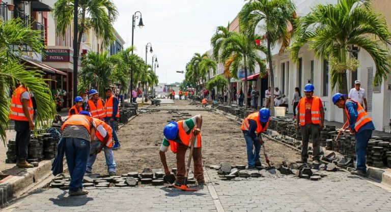 El Ayuntamiento de Colima trabaja para transformar la calle Madero en un espacio eficiente, ordenado y agradable