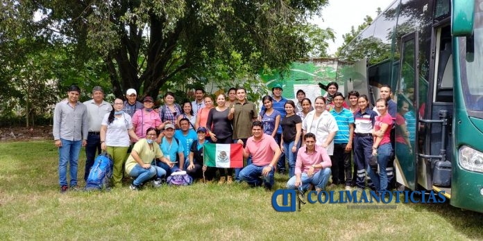 voluntarios de Colima acudieron a Morelos para apoyar a damnificados