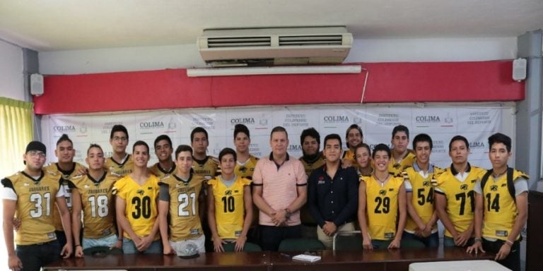 Respalda Incode a equipo de Jaguares de Futbol Americano