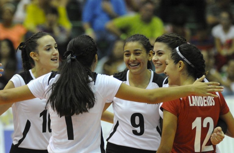 Tri femenil de voleibol clasifica al Mundial de Japón