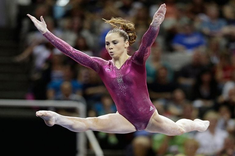 Gimnasta McKayla Maroney acusa a médico de abuso sexual