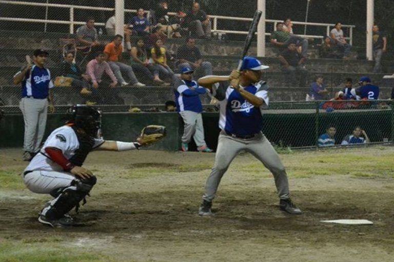 Arranca Torneo de Softbol de la Feco 2017