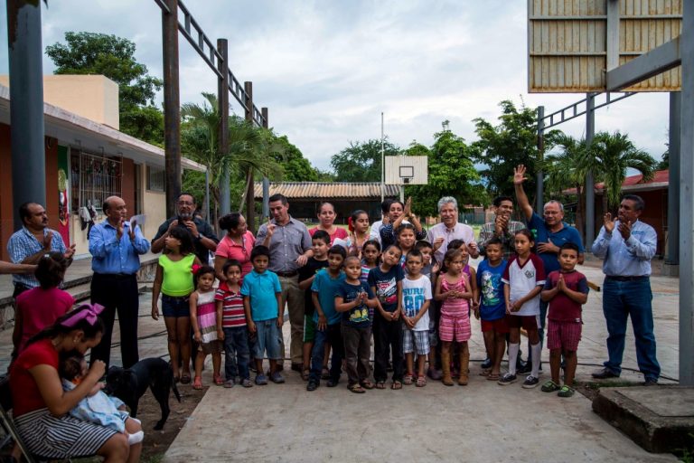 La cancha de “Nuevo Cuyutlán” tendrá techumbre