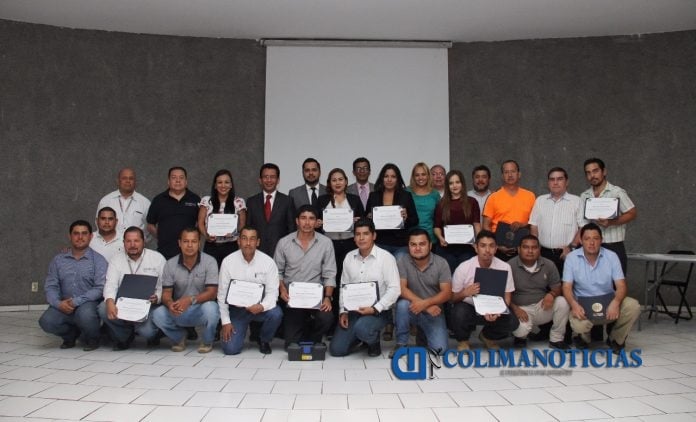 Capacitan a criminalistas de PGJ sobre procesamiento del lugar de los hechos