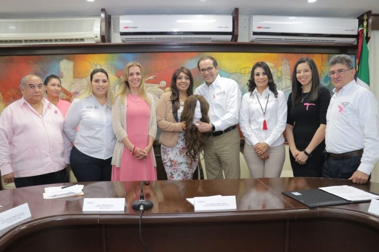 Conmemoran gobierno estatal y federal Día Mundial de Lucha contra cáncer de mama