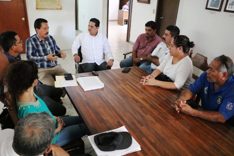 17 funcionarios observados denuncian a Santiago Chávez y a OSAFIG ante Derechos Humanos