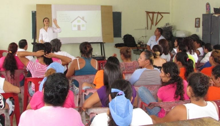 Intensifican acciones de prevención contra dengue, zika y chinkungunya en escuelas