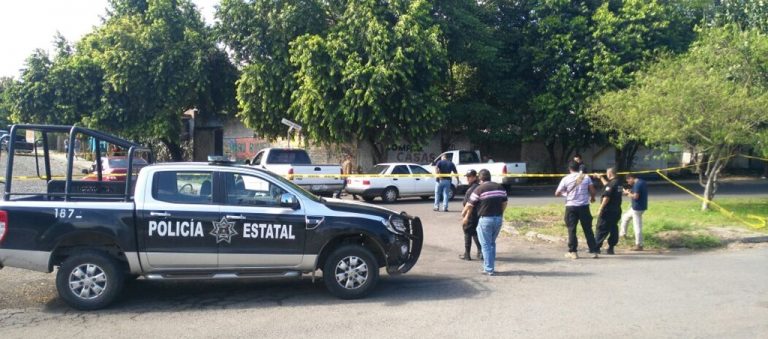 Reportan un muerto y un herido durante balacera en la avenida Leonardo Bravo, en Colima