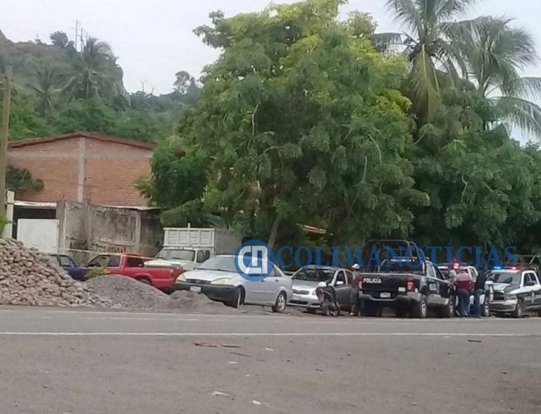 Ejecutan a una persona frente al panteón de Armería