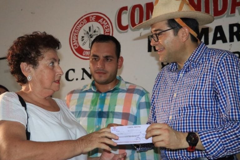 Entrega JIPS indemnizaciones a 62 productores de Manzanillo